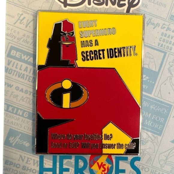 Disney Larks pin | Heroes & Villains 2"21 Limited Edition - Picture 2 of 3